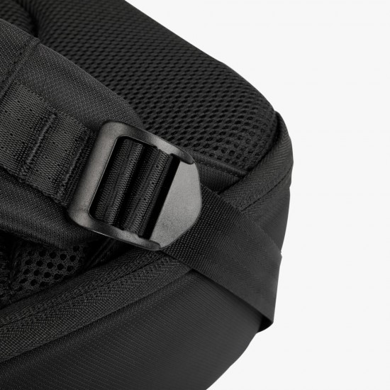 Mochila de Poliéster USB 25 Litros para Brindes Mochila de Poliéster USB 25 Litros para Brindes
