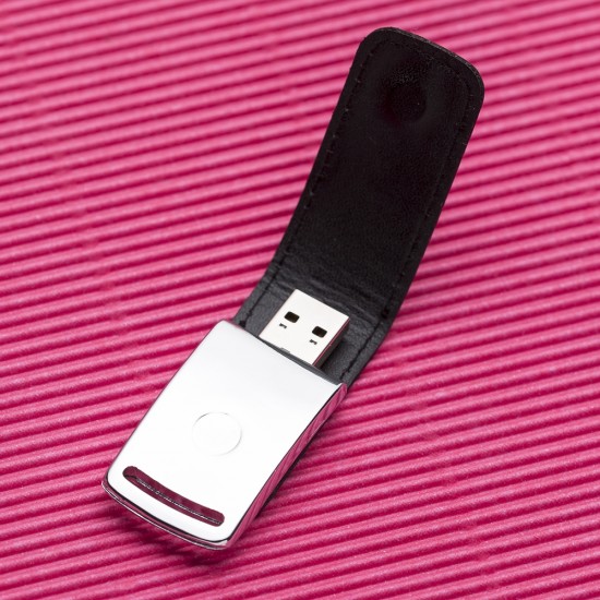 Pen Couro New 4GB Personalizado Pen Couro New 4GB Personalizado