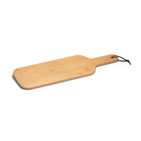 Tábua em bambu ideal para servir aperitivos com fitas para pedurar Personalizada